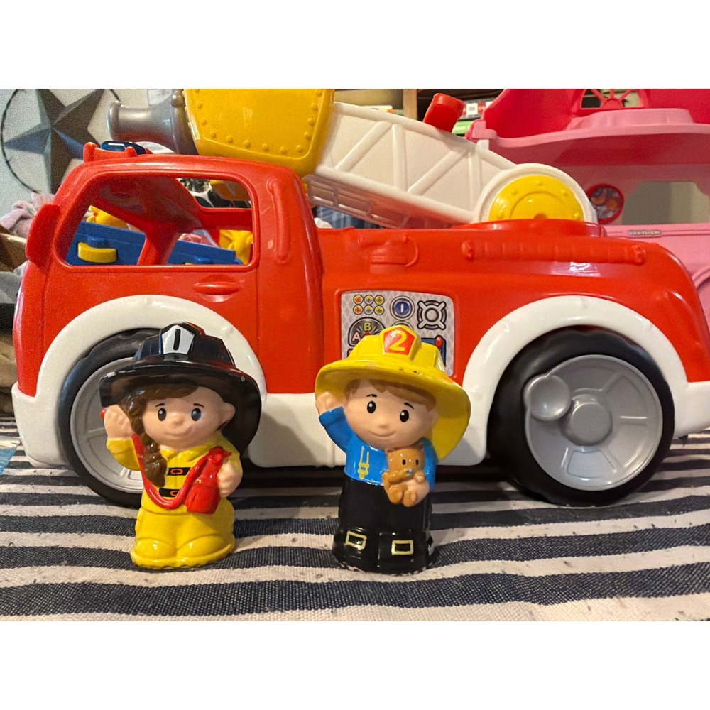 Fisher-Price Little People Lift n Lower Fire Truck DFN83 Red Toy with 2 Figures
